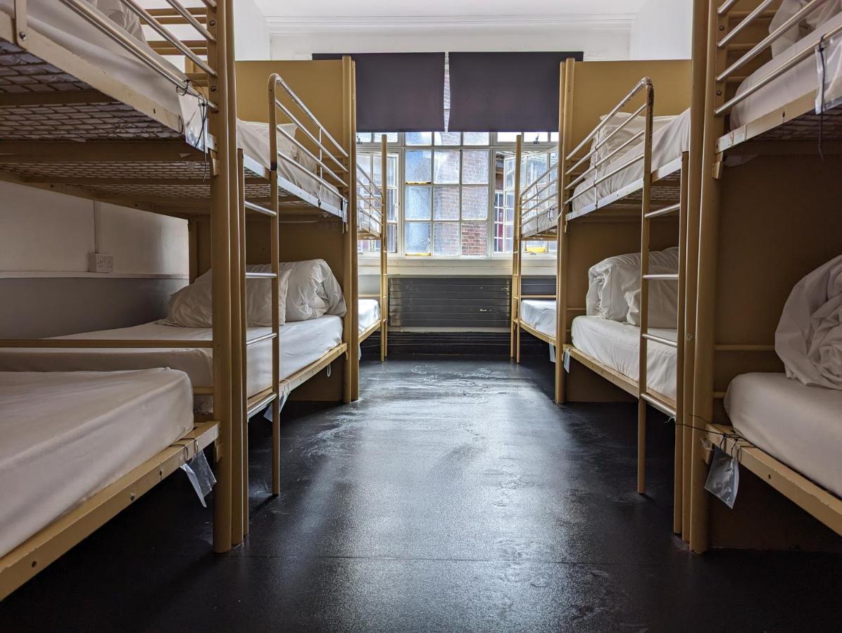 Bunk Bed Female Dormitory Room,1373880452:JPEG